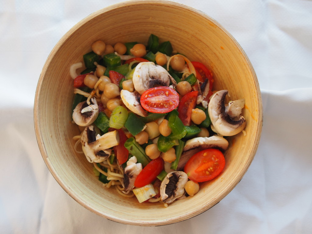 Typical dinner- noodles, and tons of veggies!