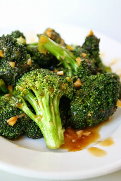 broccoligarlicsauce2
