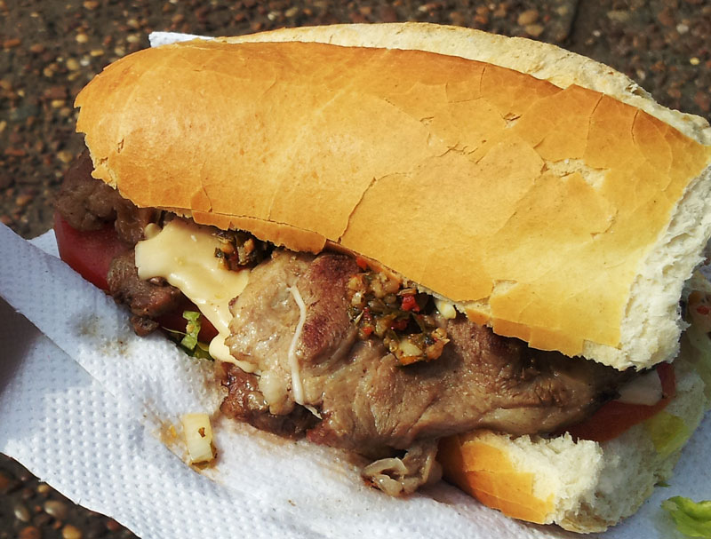 Choripan-with-Chimichurri