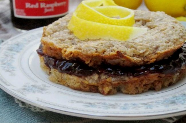 Lemon Baked Oatmeal with Raspberry Filling