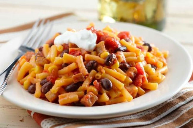 Vegetarian Southwest Macaroni and Cheese with Black Beans and Tofu