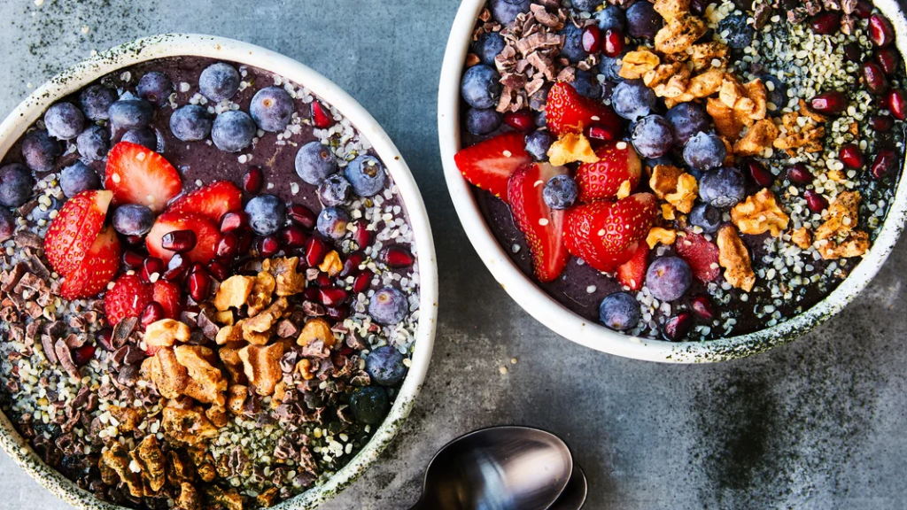 Superfood Smoothie Bowl